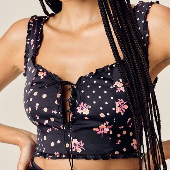 For Love & Lemons Tops - For Love And Lemons Camellia Black Floral Crop Top Size Small